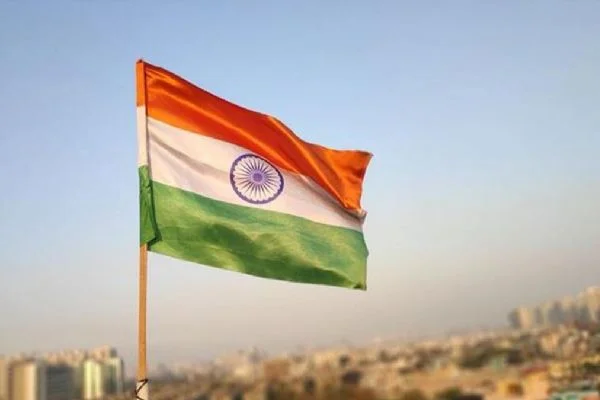 Hindistan Demiryolları, Yeni Delhi'deki 2 cami için ''15 gün içinde yıkım'' emri verdi