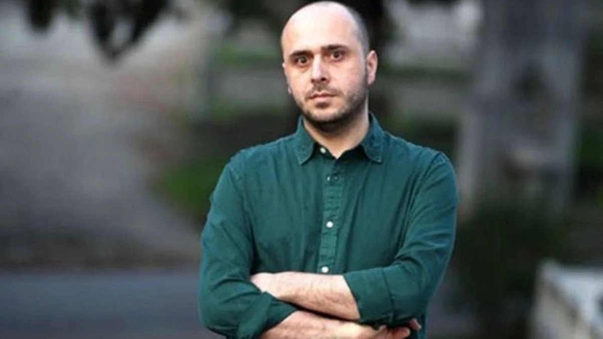 'Hürriyet Bayramın kutlu olsun Roni..'