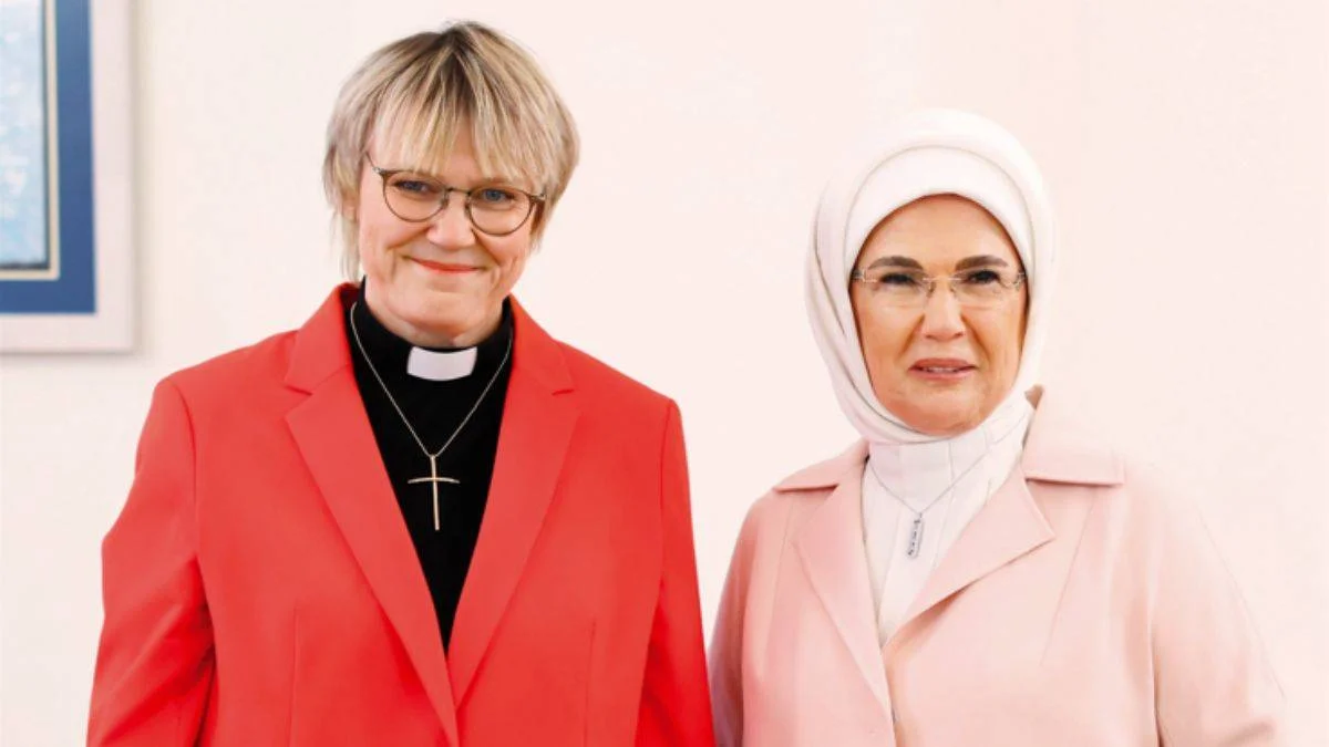 İsveç Başbakanının rahip eşi Birgitta