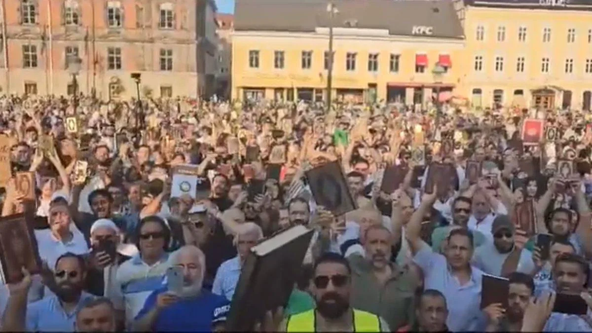 İsveç'te binlerce Müslüman Kur'an okudu