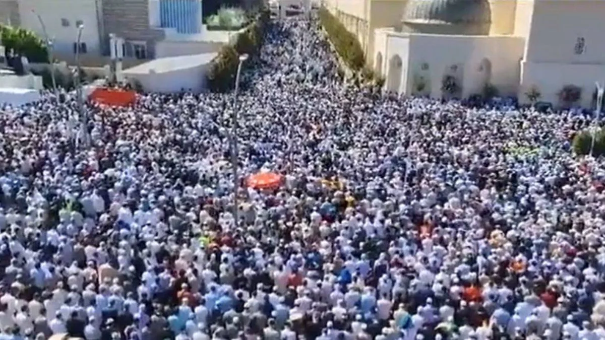 Menzil cemaati lideri Abdulbaki Erol son yolculuğuna uğurlandı