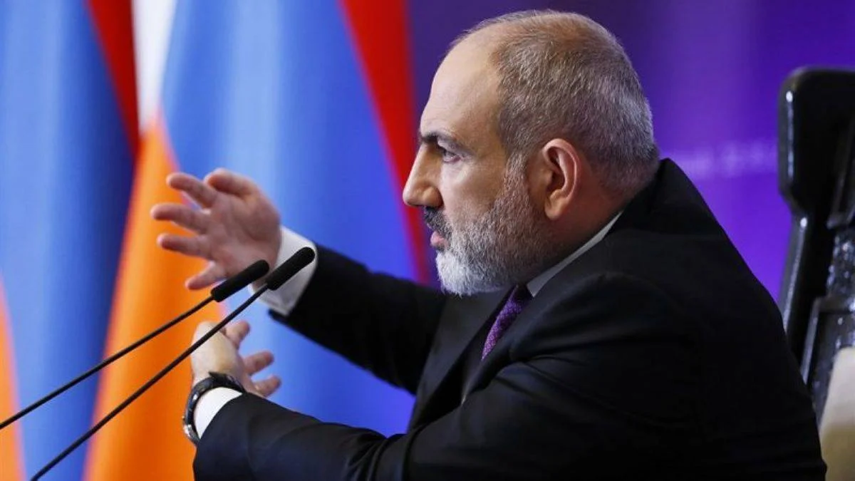 Paşinyan: Sürekli çatışma Ermenistan'ı yok eder