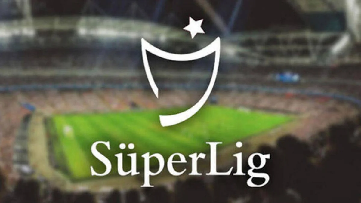 Süper Lig'de 13 Türk, 4 gurbetçi ve 3 yabancı teknik direktör görevde