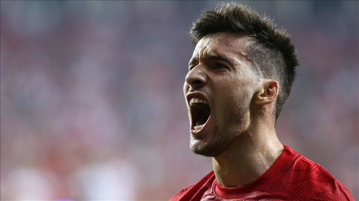 Umut Nayir resmen Fenerbahçe'de