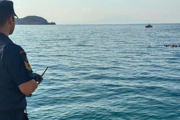 Van Gölü'nde mahsur kaldı: Böyle kurtarıldı