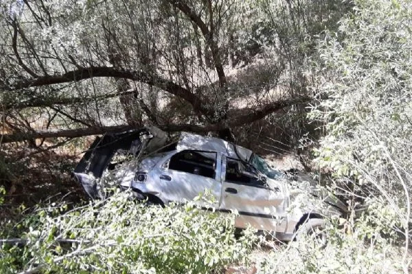 Adana'da otomobil uçuruma devrildi: 4 ölü