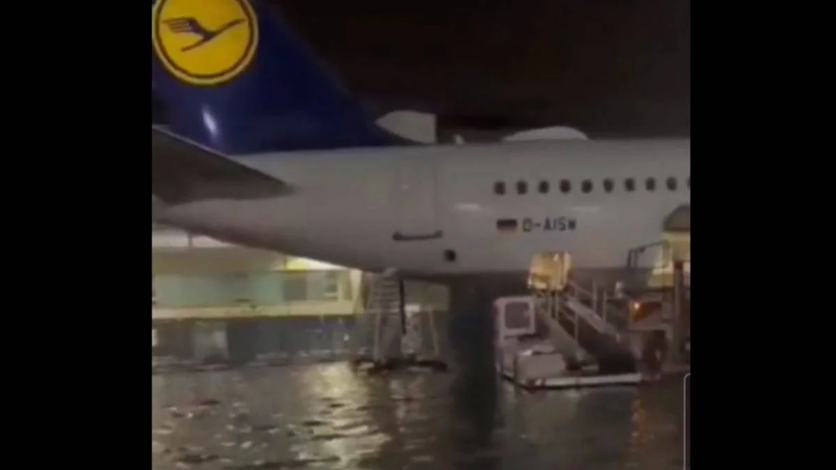 Almanya'da Frankfurt Havalimanı'nı su bastı