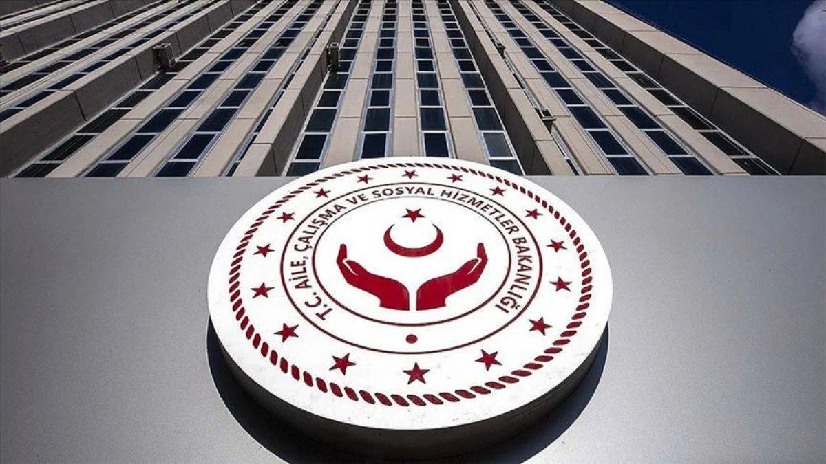 'Aşık çocuk' videosuna hukuki takip