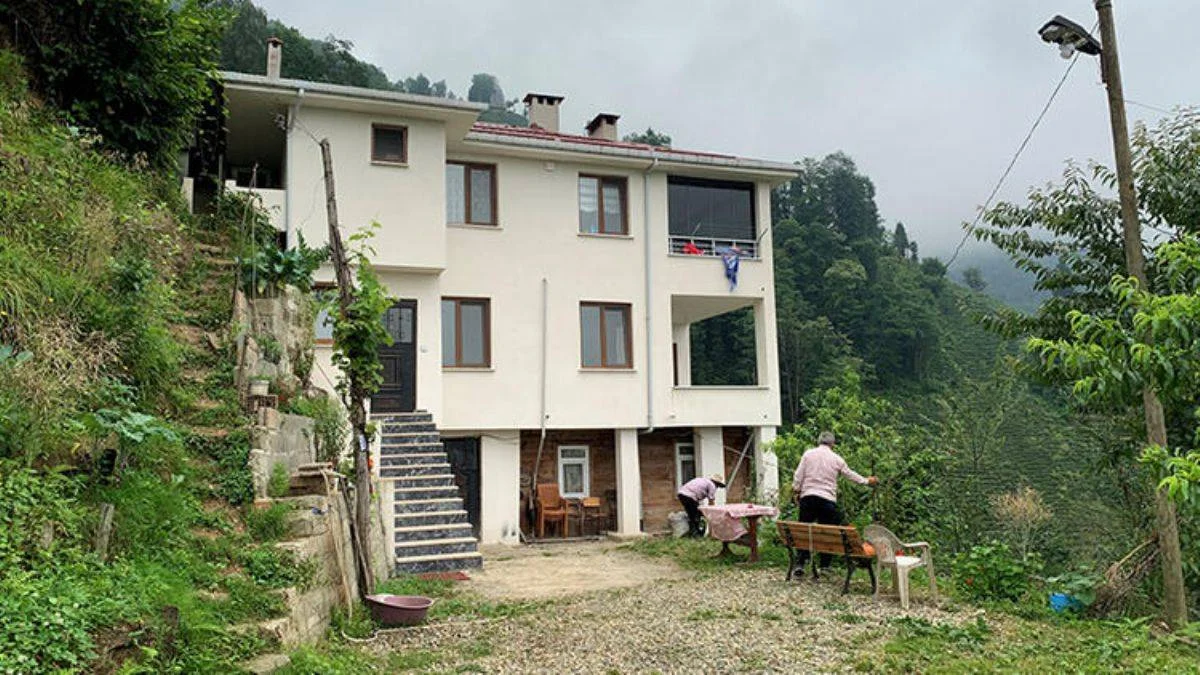 Baba evini yıkamayınca ev üstüne ev yaptılar