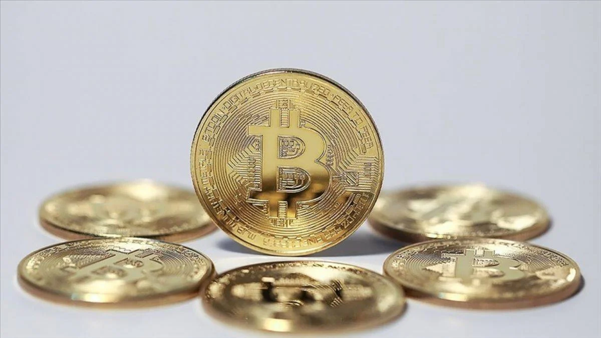 Bitcoin'de ETF yolu açıldı, kripto hisseler yükseldi