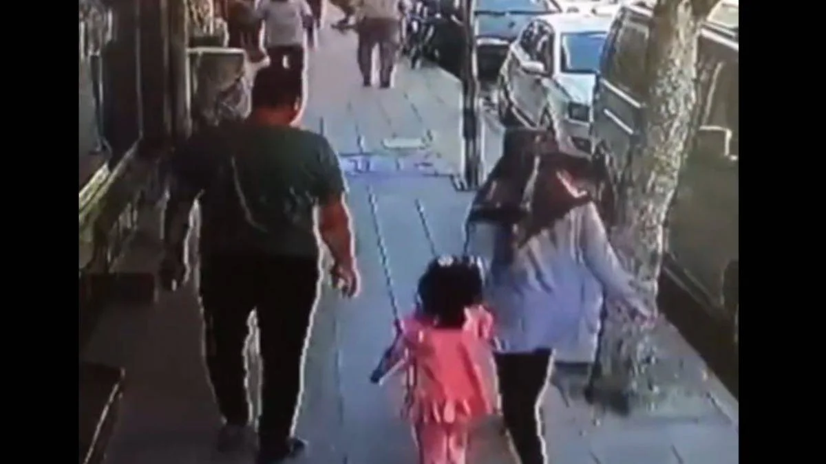 Büyük sorumsuzluk: Aile, düşen beton parçalarının altında kaldı