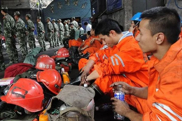 Çin'de kömür madeninde patlama: 11 işçi yaşamını yitirdi