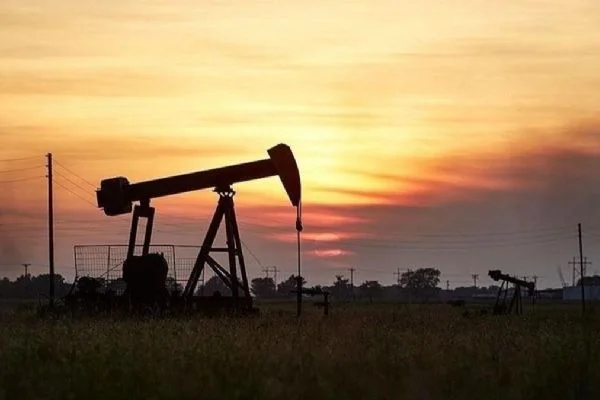 Dünyada petrol talebi temmuz ayında da azaldı