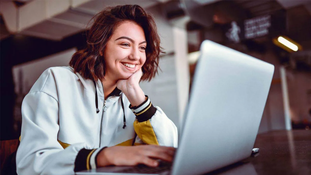 Dünyanın en saygın İngilizce yeterlilik testi TOEFL iBT' nin süresi 2 saatin altına indi