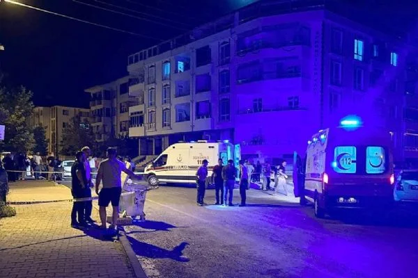 Elazığ'da kesici aletlerin kullanıldığıu kavgada 1 ölü 1 yaralı