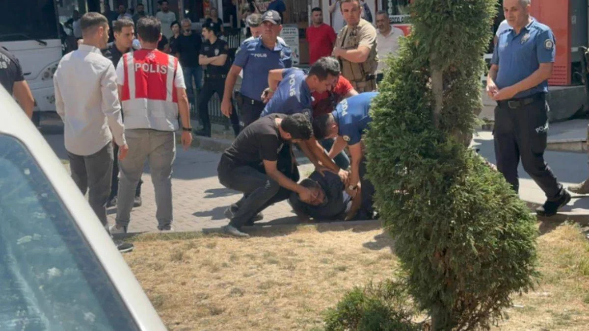 Esenyurt saldırısı davası; Adliyeye girişte gözaltı