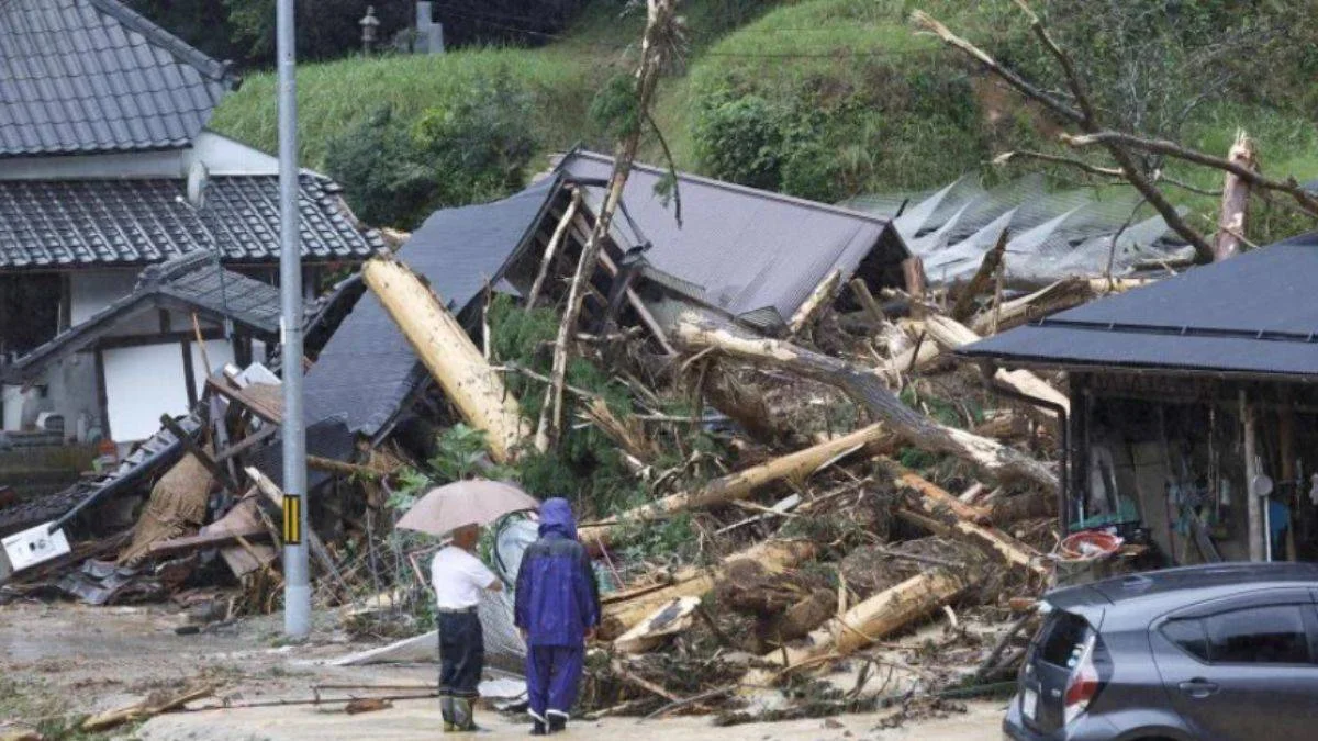 Japonya'yı Lan tayfunu vurdu