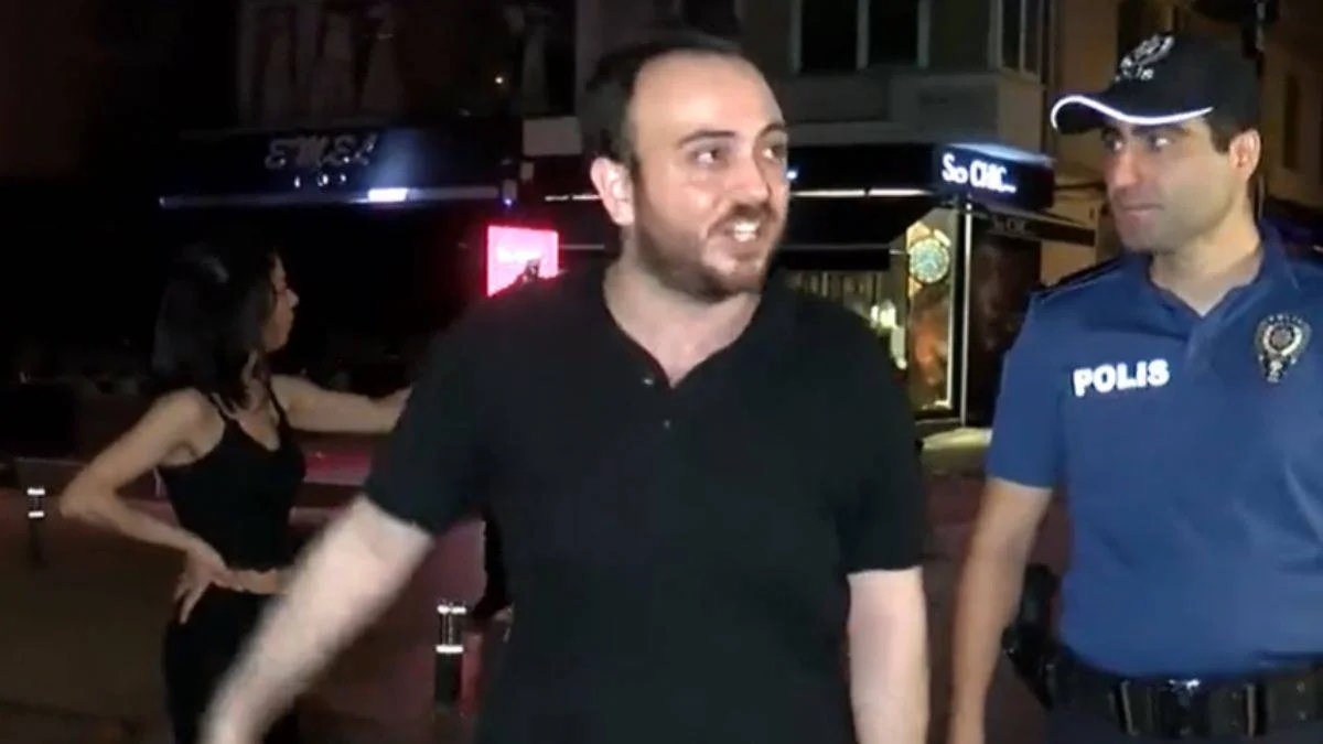 Kadıköy'de 2 gözaltı: 'Sık bana biber gazını'