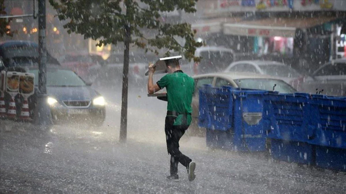 Meteorolojiden 9 ilde gök gürültülü sağanak uyarısı