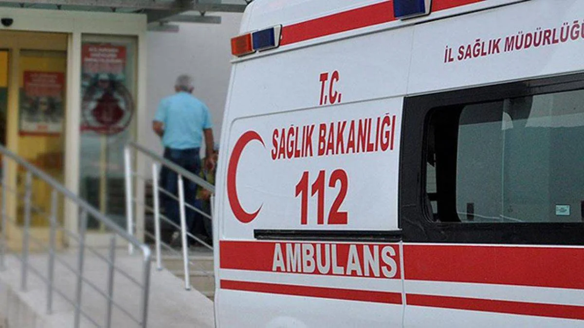 Zonguldak'ta taksi, otomobile çarptı: 10 yaralı