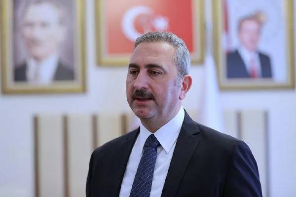 AK Parti Grup Başkanvekili Gül'den partilere çağrı: Gelin bu anayasayı hep beraber inşa edelim