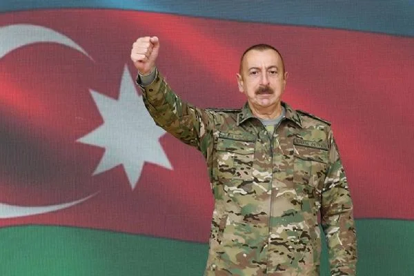 Aliyev, Karabağ'daki operasyonun durdurulması için 2 şartı dünyaya ilan etti