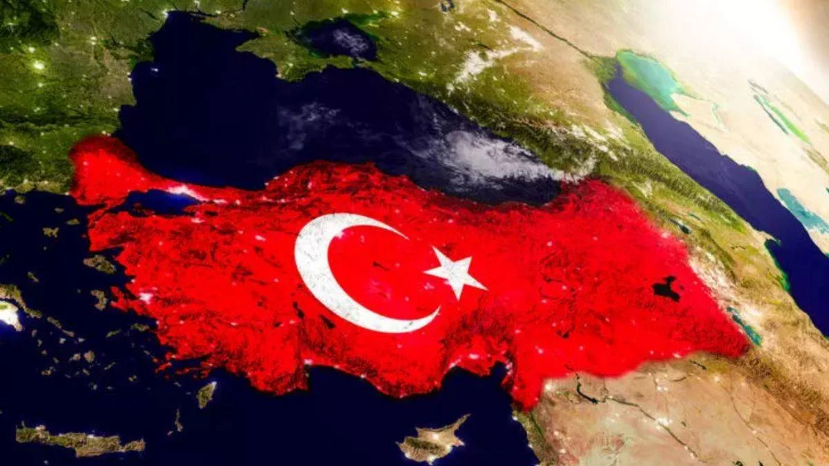 Batı basını: 'Türk hilali parlıyor'