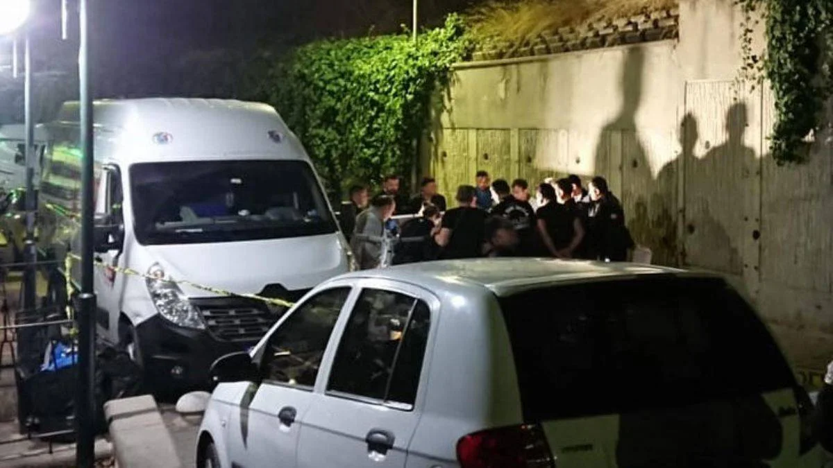 Eski eşini bıçakla yaraladı, erkek arkadaşını silahla öldürdü
