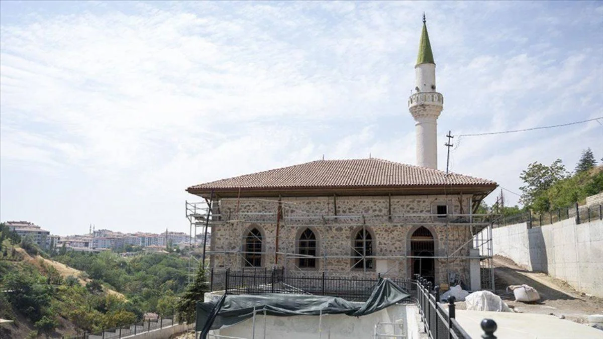 Hacı Bayram Veli'nin doğduğu 'Solfasol' semtinin adı 'Zülfazıl' olacak