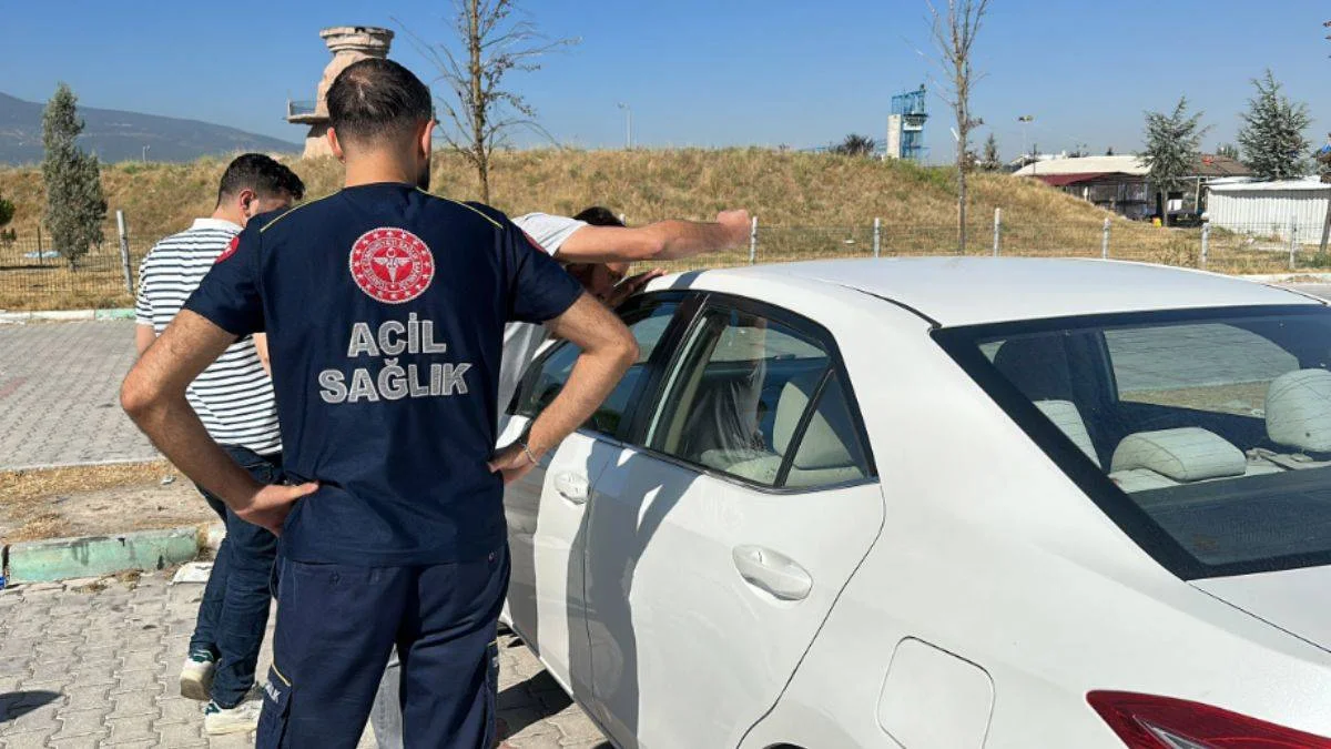 İntihar edeceğini söyledi, aracı kilitledi