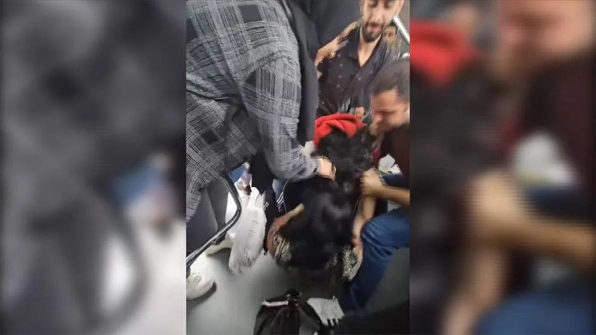 Kadınların otobüste koltuk kavgası