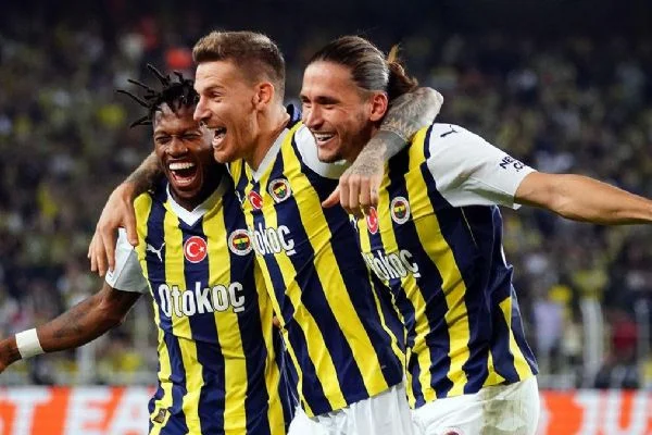 Kanarya'dan tarihi seri! Fenerbahçe rekora doymuyor