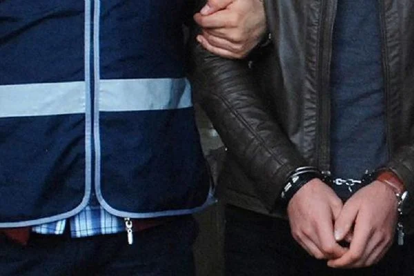 Polise mukavemette bulundular: 10 gözaltı