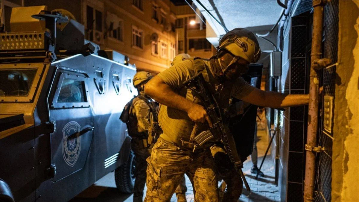 18 ilde MİT operasyonu!