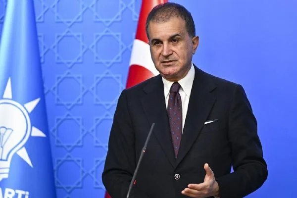 AK Parti Sözcüsü Çelik'ten Batı'ya sert tepki: Karanlık bir zihniyet barış isteyen herkesi susturmak istiyor