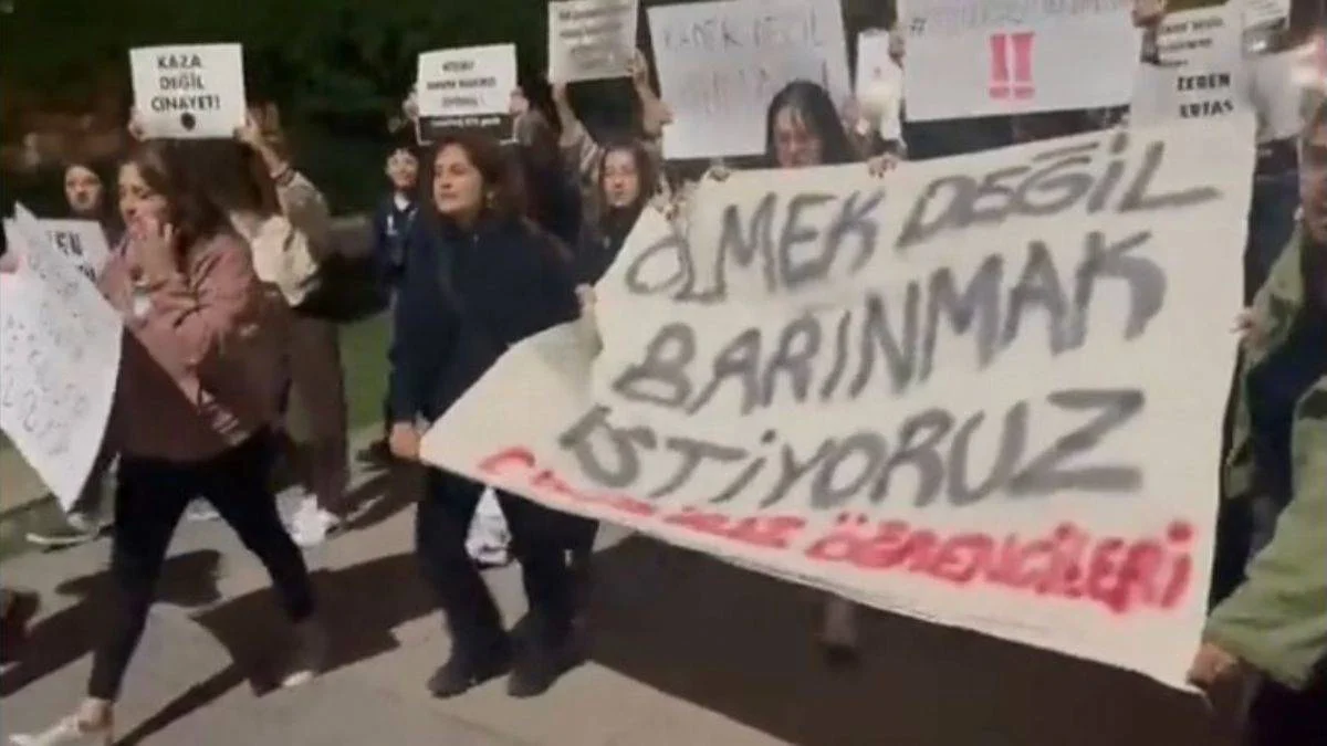 Aydın'daki asansör kazası KYK yurtlarında protesto edildi