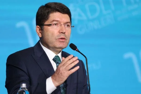 Bakan Tunç: Darbe anayasası Türkiye Yüzyılı'na yakışmaz