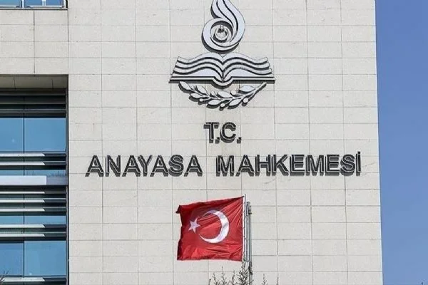 Can Dündar'ın başvurusu mahkeme tarafından kabul edilemez bulundu