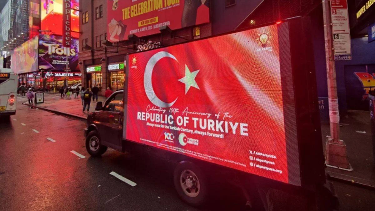 Cumhuriyet'in 100. yılına dünyadan tebrikler