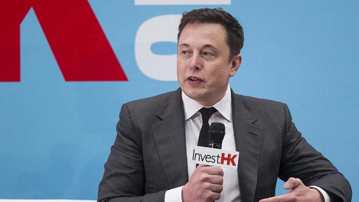 Elon Musk AB'ye rest çekti