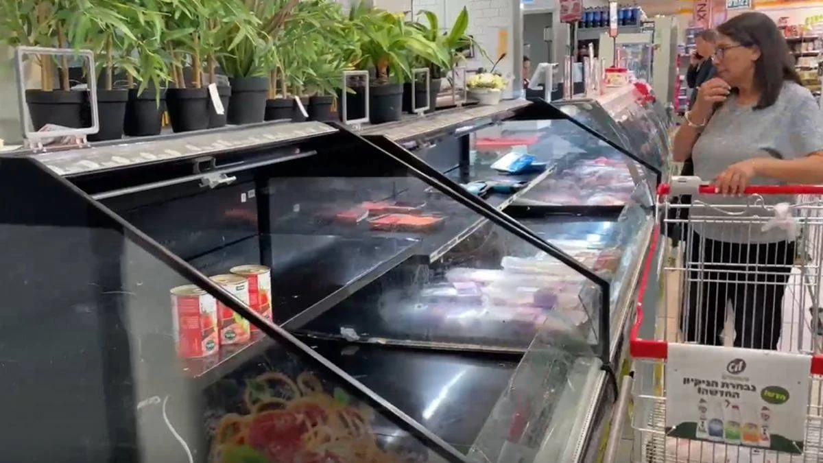 İsrailliler marketlere hücum etti