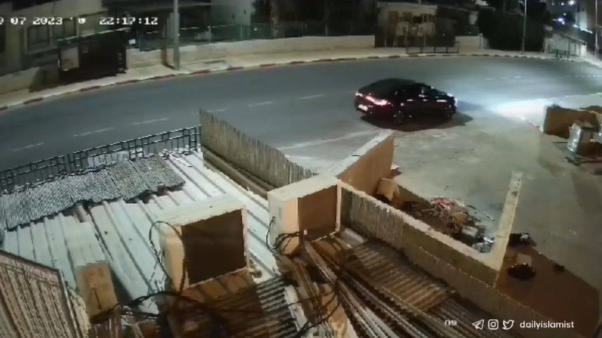 İsraillinin saklandığı yerde hedef olduğu anlar
