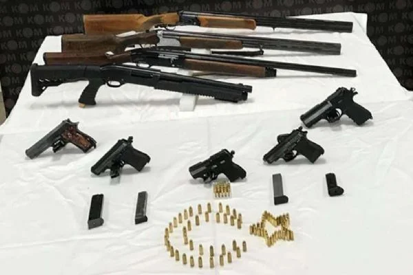 Kaçak silah tacirlerine operasyon: 14 gözaltı