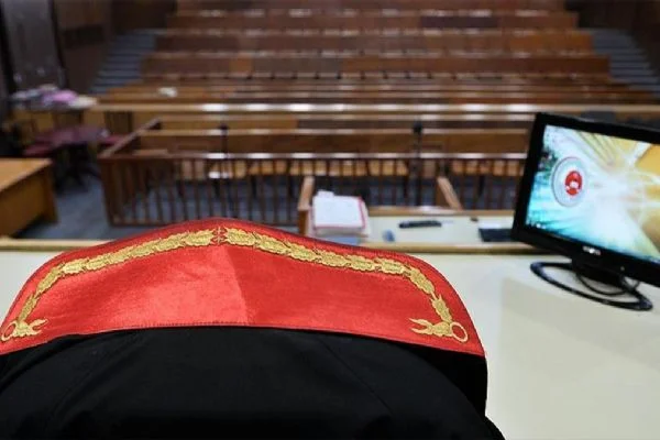 Kur'an-ı Kerim'e yapılan hakaretin davası devam ediyor