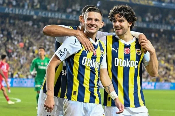 Paket teklif yolda! İtalyan devi iki yıldız için devrede