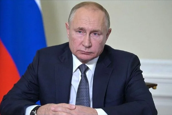 Rusya'dan ''Kuzey Deniz Yolu'' planı! Putin: Gemilerin seyrüseferi tüm yıla yayılacak