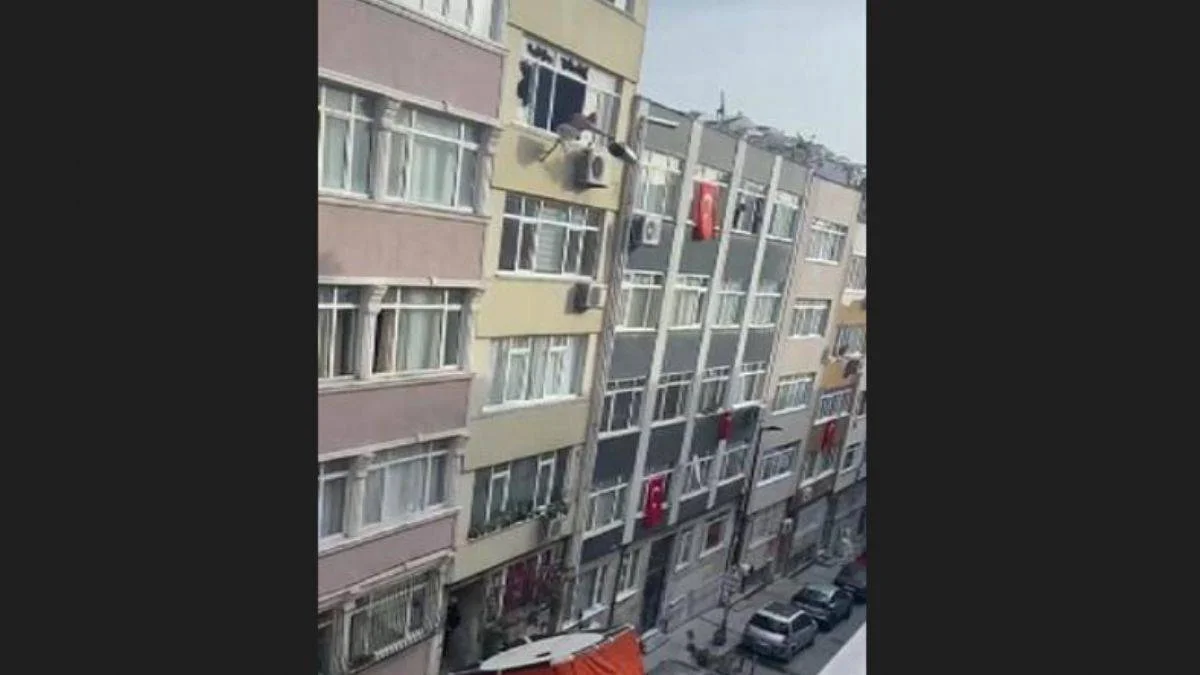 Sinir krizi geçirdi, mahalleyi karıştırdı