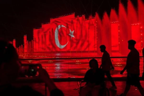 Suudi Arabistan'dan Türkiye'ye 100. yıl jesti