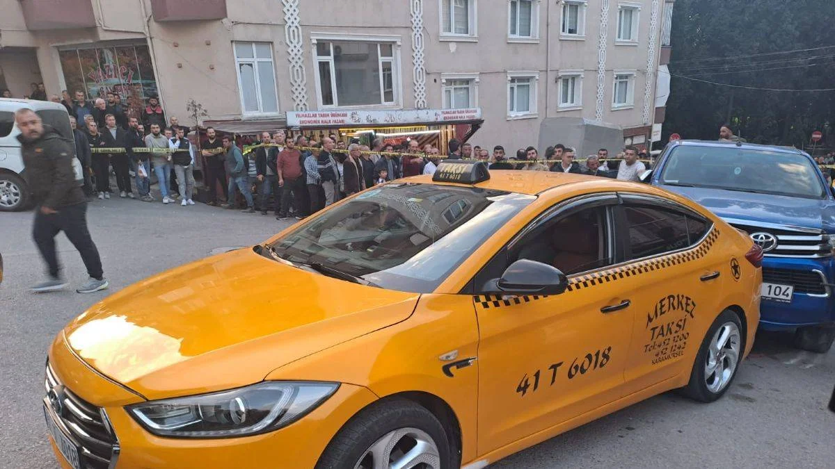 Taksiciyi darbedip, tabancayla öldürdü