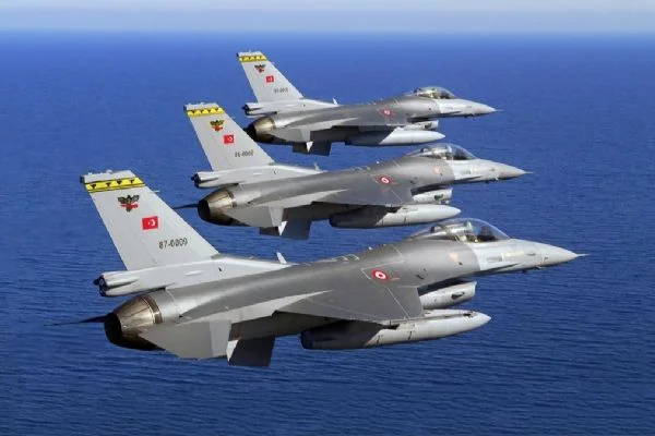 Türk F-16 jetleri havalandı! Türkiye ve Azerbaycan'dan ortak tatbikat